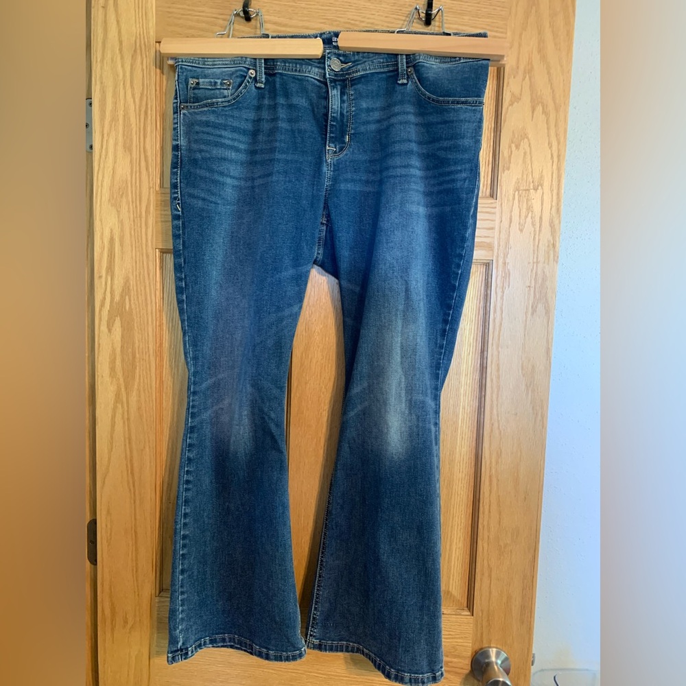 Torrid Women’s Luxe Slim Boot Blue Flared Jeans Sz 16S